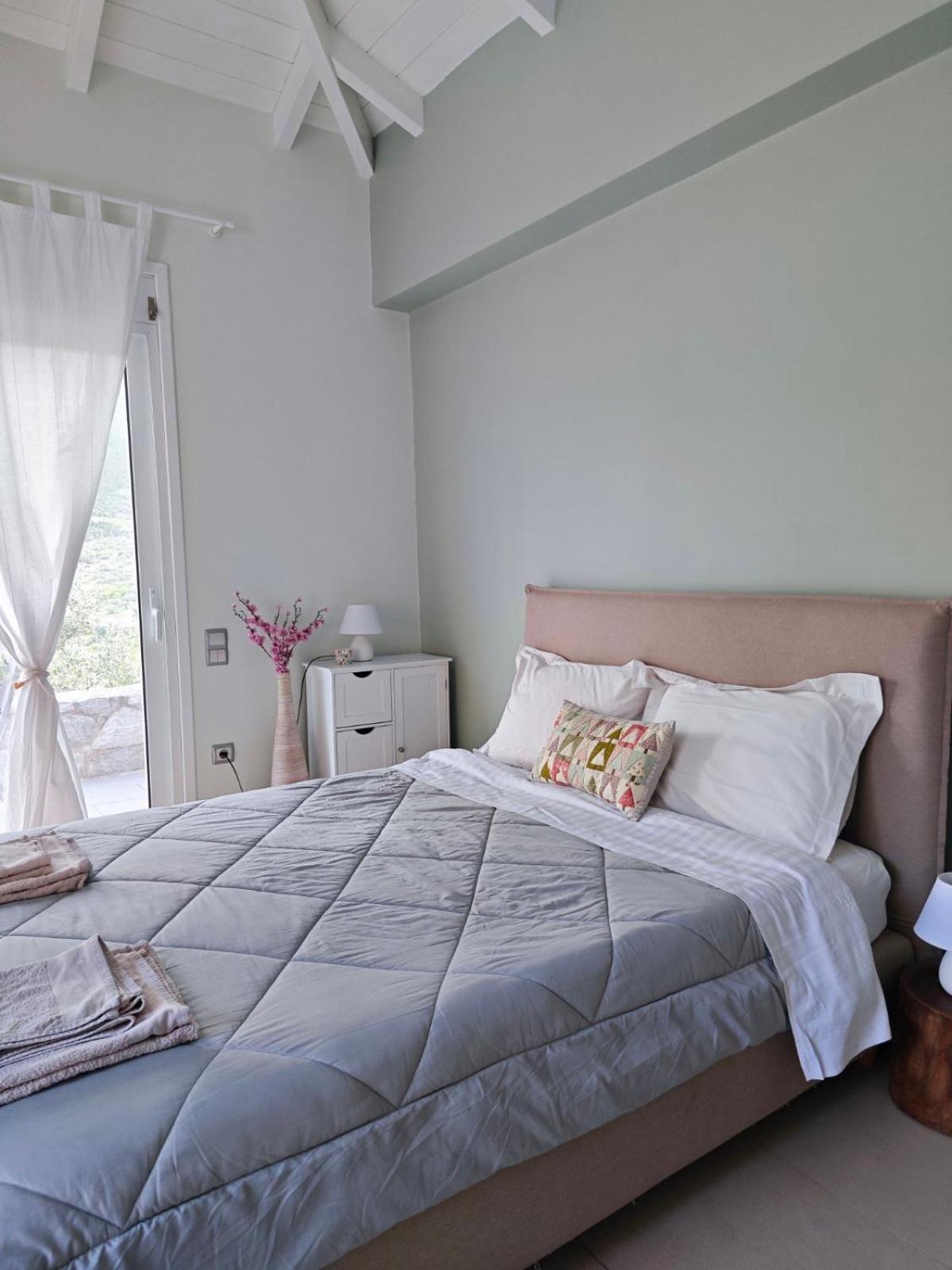Melissafarm Guest House Epidaurus ภายนอก รูปภาพ